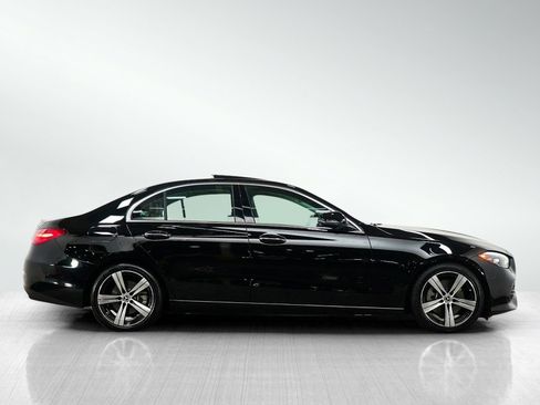 Used 2025 Mercedes-Benz C 300 4MATIC Sedan image 6