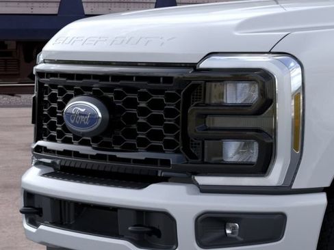 New 2026 Ford F250 XL AWD/4WD image 17