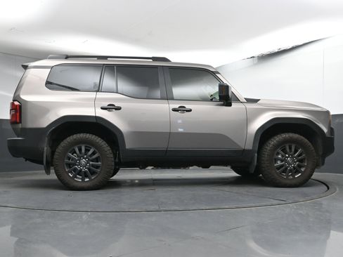 Used 2025 Toyota Land Cruiser 1958 image 25