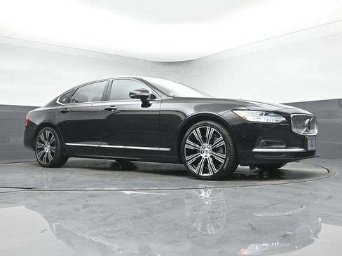 Used 2023 Volvo S90 B6 Ultimate w/ Lounge Package AWD/4WD image 10