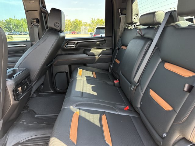 Used 2026 GMC Sierra 2500 AT4 AWD/4WD image 6