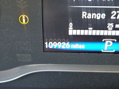 Used 2016 Honda Pilot Touring image 26
