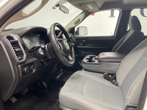 Used 2021 RAM 5500 Tradesman w/ Chrome Appearance Group image 28