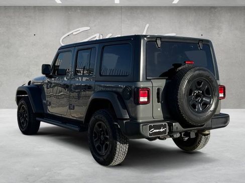 Used 2018 Jeep Wrangler Unlimited Sport image 14