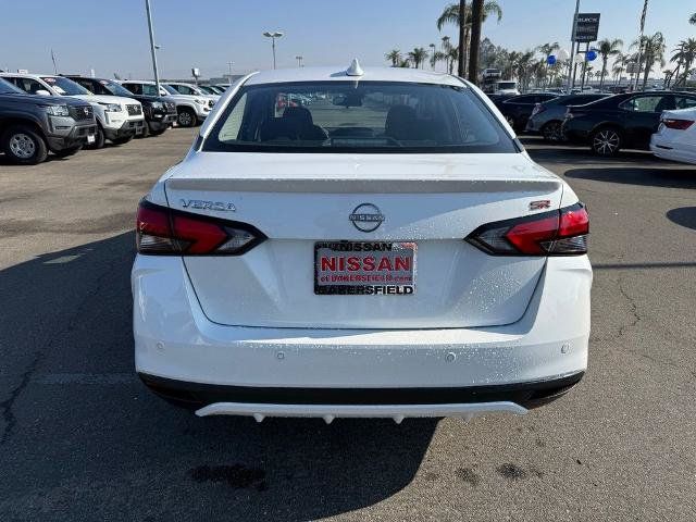 New 2025 Nissan Versa SR w/ Trunk Package FWD image 5