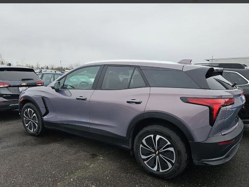 Used 2024 Chevrolet Blazer EV LT image 3