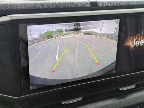 Used 2024 Jeep Wrangler Willys image 14