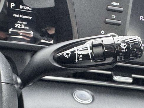 Certified 2023 Hyundai Elantra SEL image 21