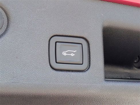 Certified 2024 Chevrolet Equinox RS image 16