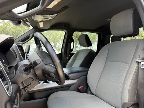 Used 2024 RAM 2500 Big Horn AWD/4WD image 8