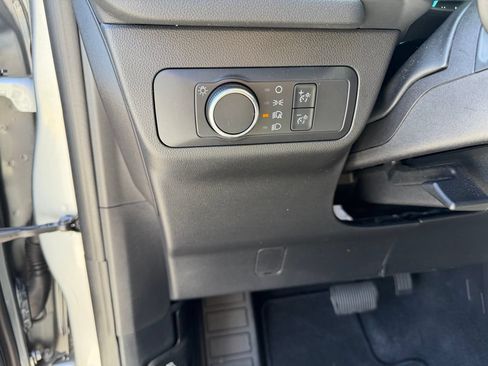 Used 2022 Ford Escape S AWD/4WD image 16