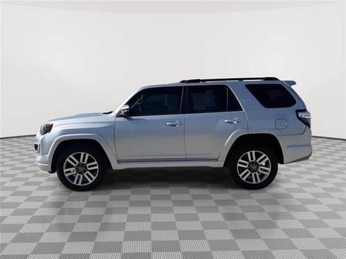 Used 2022 Toyota 4Runner TRD Sport w/ Technology Package AWD/4WD image 4