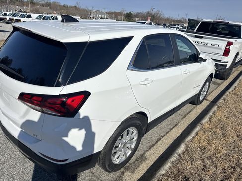 Used 2023 Chevrolet Equinox LT image 10