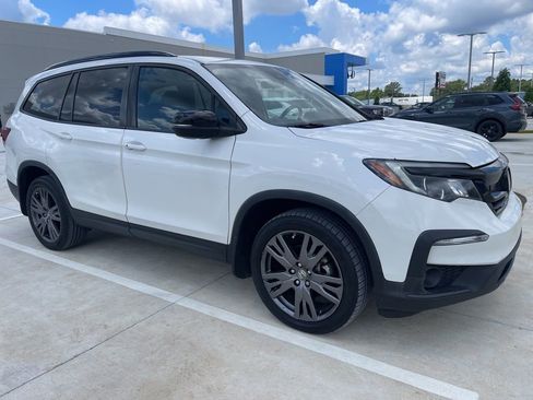 Used 2022 Honda Pilot Sport image 3