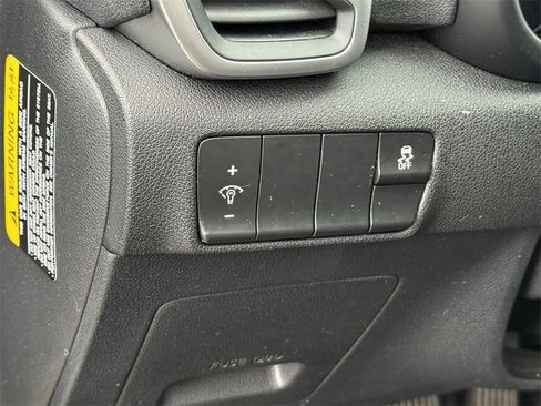 Used 2019 Kia Sportage LX image 16