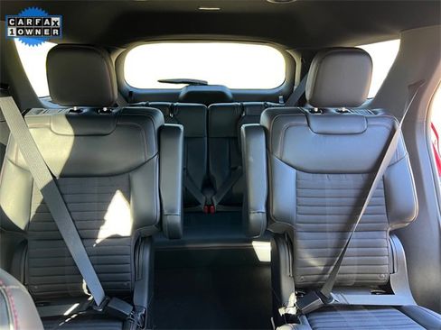 Used 2025 Ford Explorer ST-Line image 13