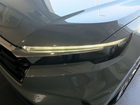 Used 2024 Honda CR-V EX-L image 30