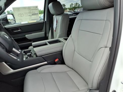 New 2026 Toyota Tundra Limited AWD/4WD image 13