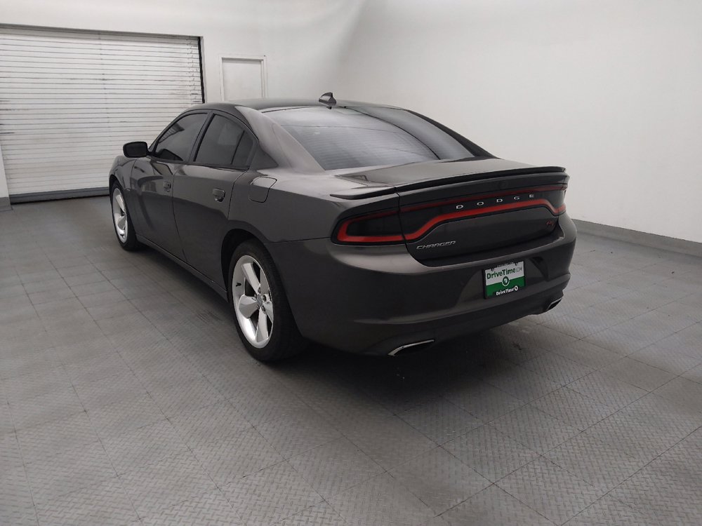 Used 2016 Dodge Charger R/T RWD image 5