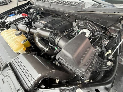 Used 2018 Ford F150 Raptor w/ Equipment Group 802A Luxury AWD/4WD image 23