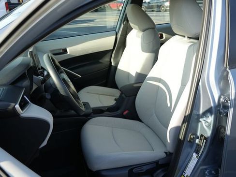 Used 2026 Toyota Corolla Cross L FWD image 19