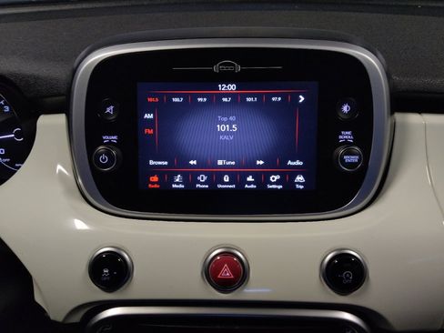 Used 2020 FIAT 500X Pop AWD/4WD image 25