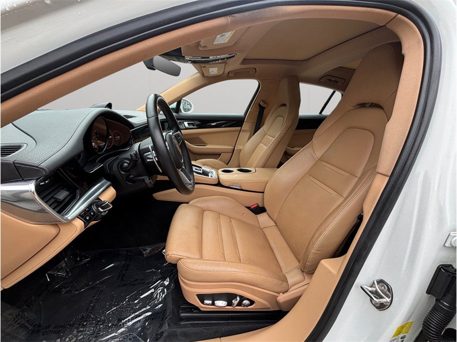 Used 2017 Porsche Panamera 4 AWD/4WD image 2