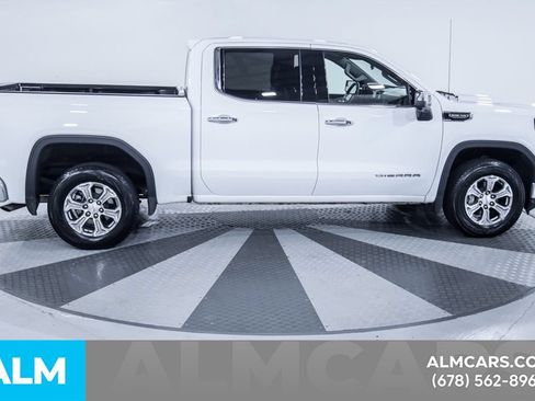 Used 2025 GMC Sierra 1500 SLT RWD image 11