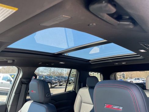 New 2026 Chevrolet Traverse Z71 w/ Driver Confidence Package image 25