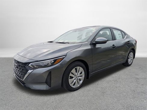 New 2025 Nissan Sentra S image 7