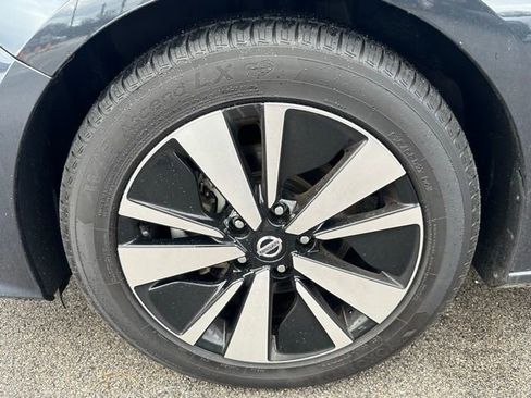 Used 2021 Nissan Altima 2.5 SV image 14