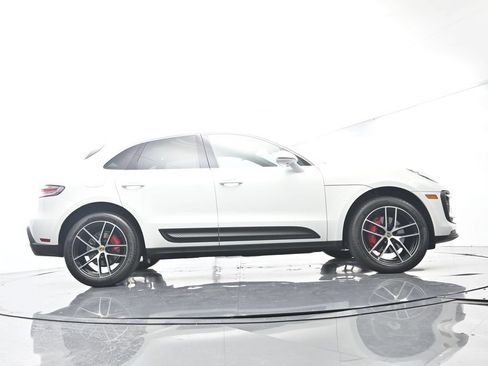 Certified 2023 Porsche Macan S AWD/4WD image 53
