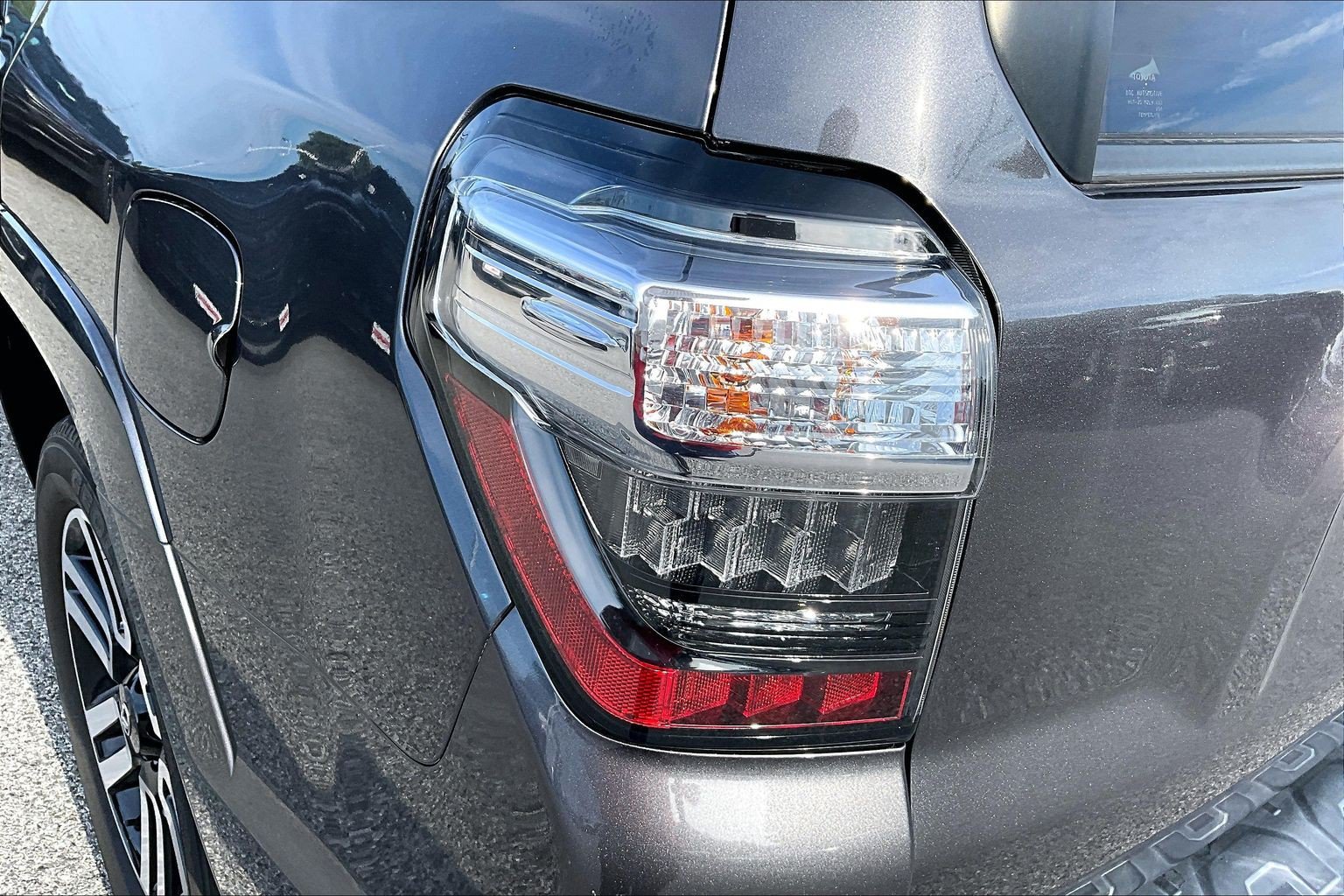 Used 2023 Toyota 4Runner Limited AWD/4WD image 25