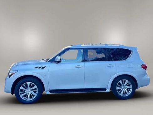 Used 2017 INFINITI QX80 4WD w/ All Season Package image 6