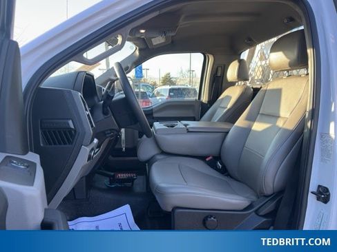 Used 2020 Ford F550 4x4 Regular Cab Super Duty image 17