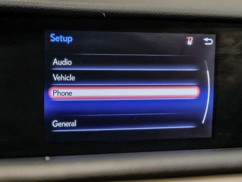 Used 2017 Lexus IS 200t w/ Premium Package RWD image 38