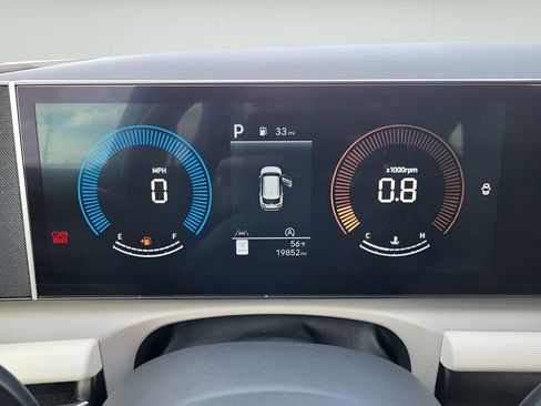 Used 2025 Hyundai Tucson SEL image 17