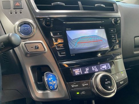 Used 2017 Toyota Prius V Four FWD image 23
