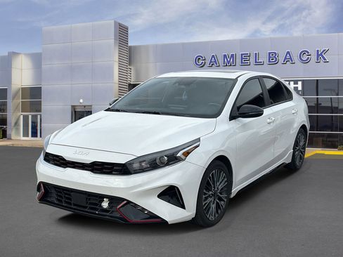 Used 2024 Kia Forte GT-Line w/ GT-Line Premium Package image 2