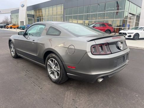 Used 2013 Ford Mustang Premium image 7