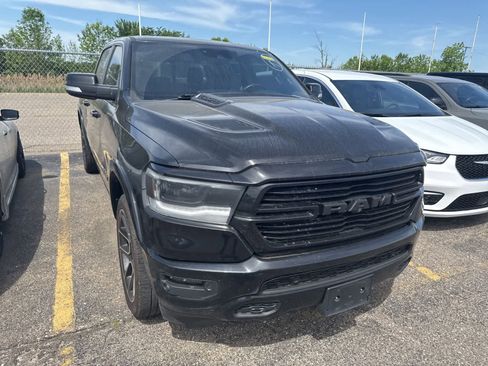 Used 2019 RAM 1500 Laramie AWD/4WD image 5