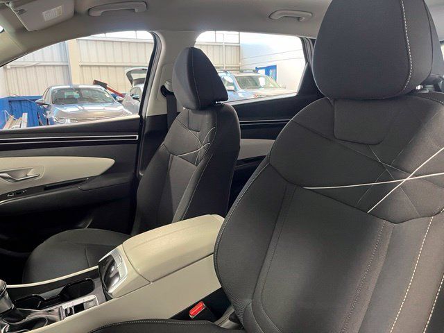Used 2024 Hyundai Tucson SE FWD image 24
