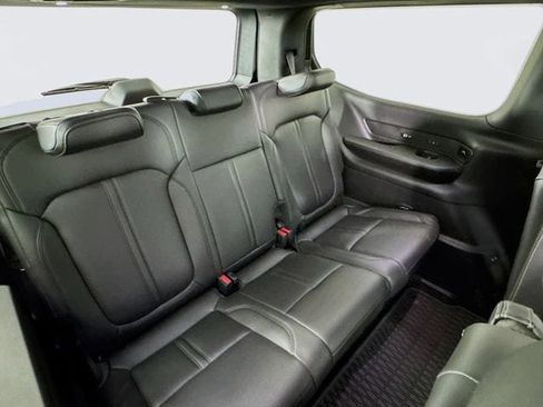 New 2026 Jeep Grand Wagoneer 4WD image 32
