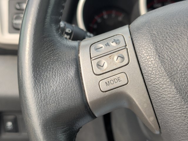 Used 2009 Pontiac Vibe GT FWD image 17