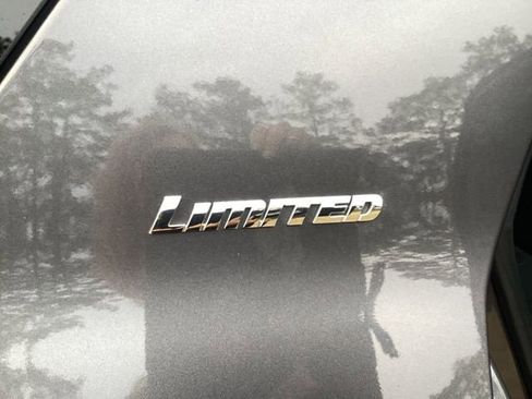 Used 2023 Toyota 4Runner Limited image 12