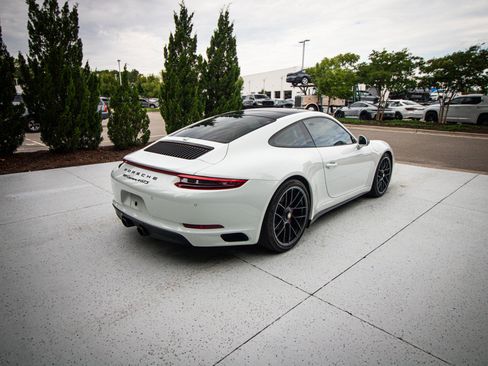 Used 2019 Porsche 911 Carrera 4 GTS AWD/4WD image 10