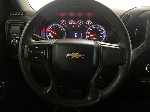 Used 2021 Chevrolet Silverado 1500 Custom image 17