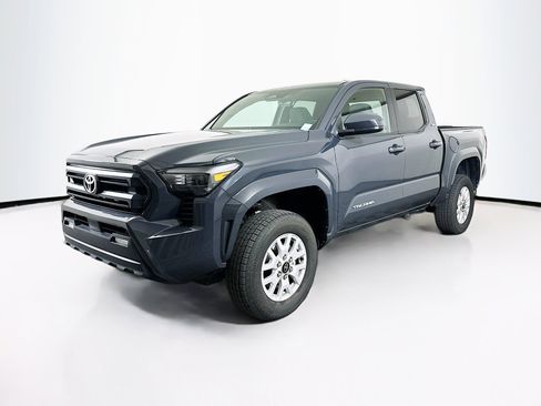 Used 2024 Toyota Tacoma SR5 RWD image 3