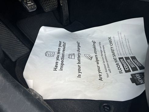 Used 2022 Toyota Camry SE FWD image 17