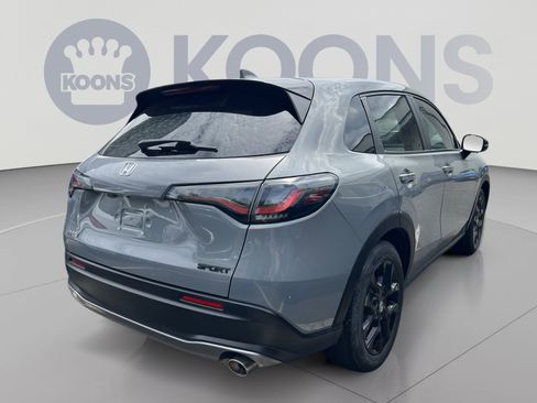 Used 2024 Honda HR-V Sport image 4